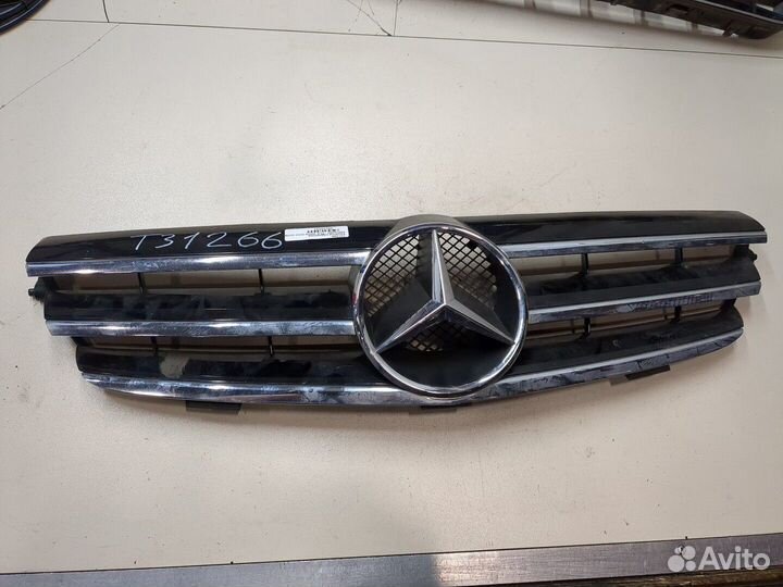 Решетка радиатора Mercedes CLK W209, 2004