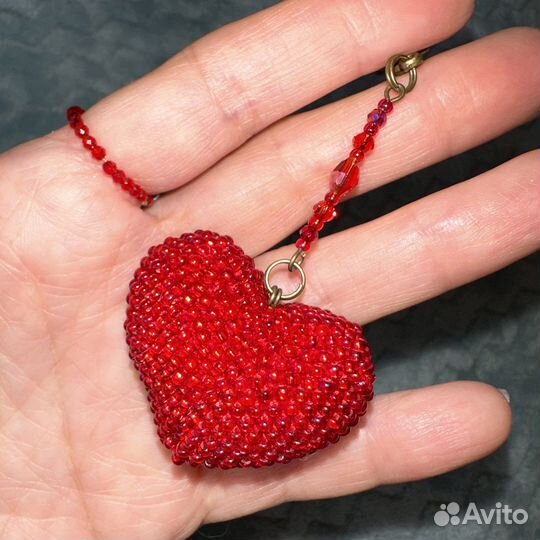 Брошь, брелок, подвеска