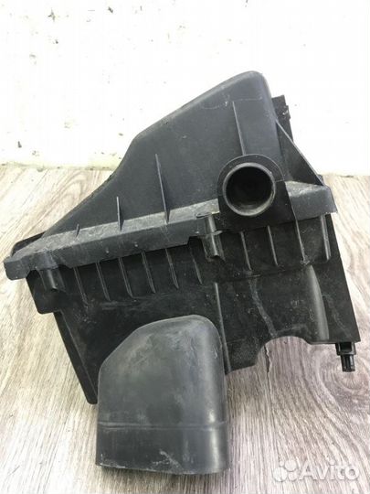 Корпус воздушного фильтра Opel Insignia A18XER