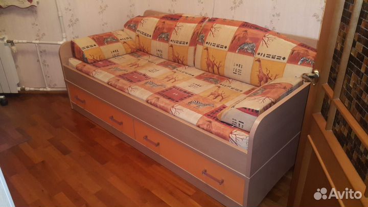 Комплект детской мебели 