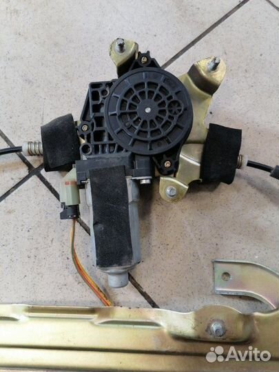 Стеклоподъемник задний левый Chery Kimo A1 S12