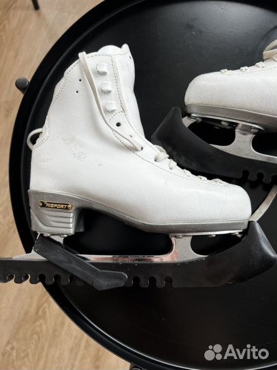 Фигурные коньки risport 210