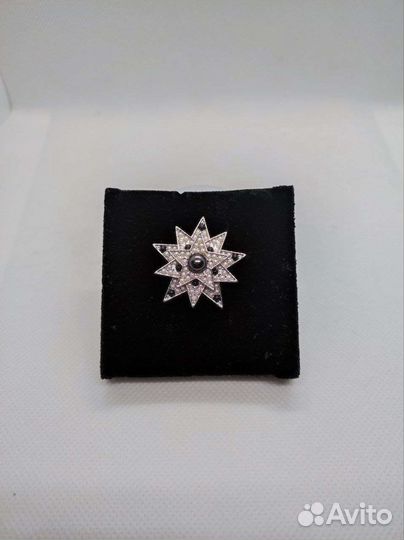 Swarovski брошь