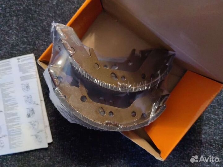 Тормозные колодки задние на hyundai accent Тагаз