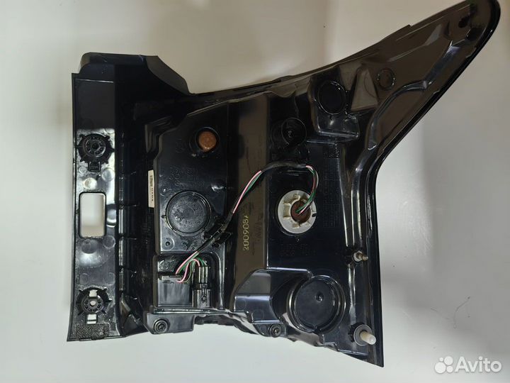 Задний левый фонарь на Kia Sorento 4 MQ