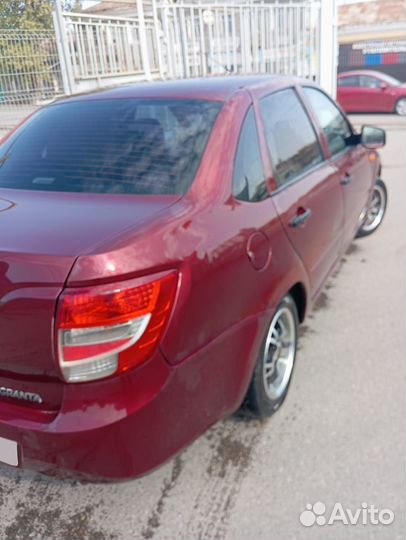 LADA Granta 1.6 МТ, 2013, 42 000 км