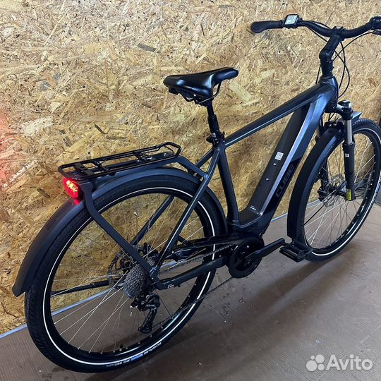 Сube Kathmandu One hybrid