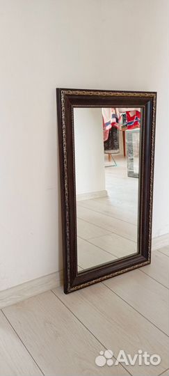 Зеркало настенное в прихожую