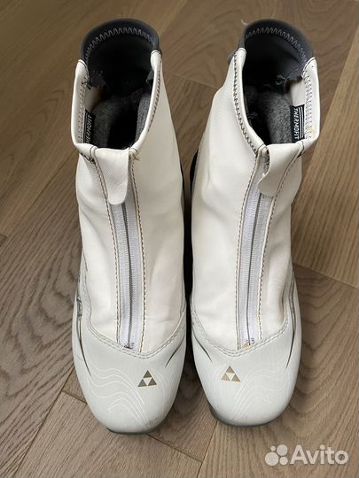 Лыжные ботинки Fischer 39р