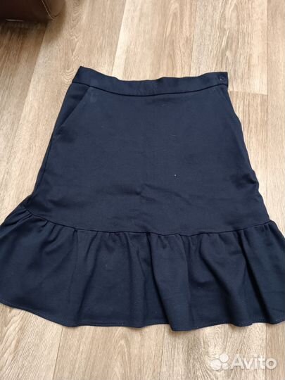 Школьные юбки 146 и 152 и сарафан