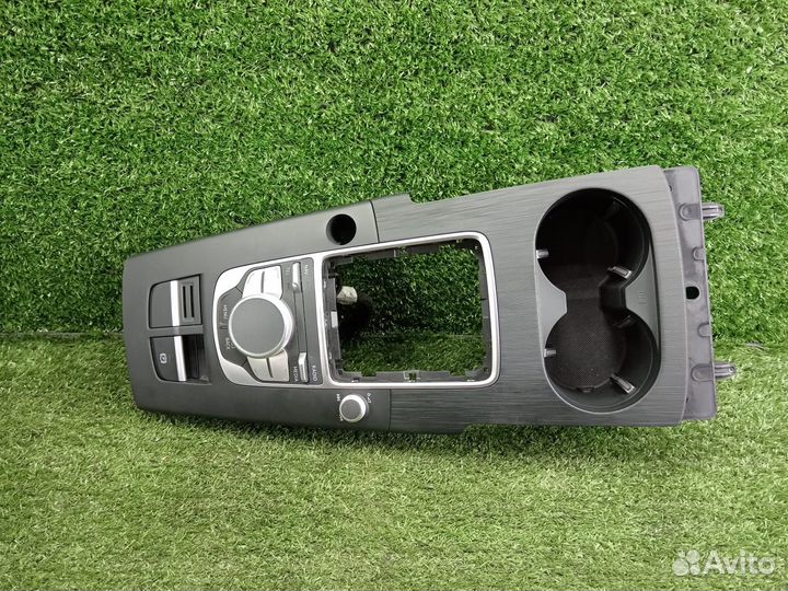 Блок управления магнитолой (панель управления MMI)