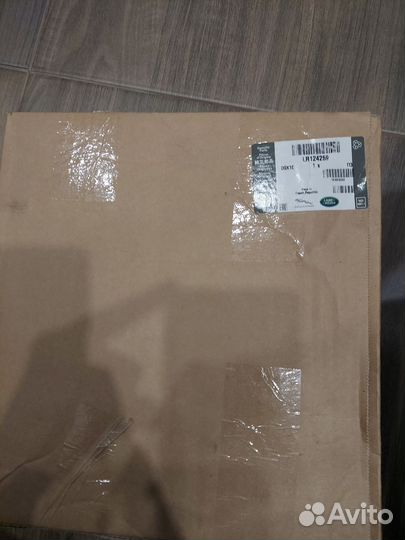 Теплообменник,маслоохладитель Range Rover