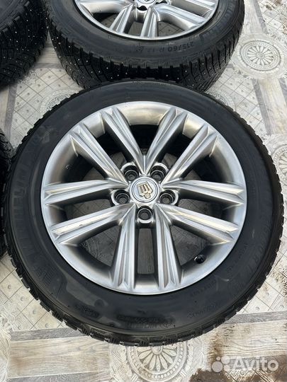 Колеса Toyota Crown R17 5x114.3 Michelin 215/60