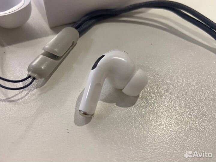 Airpods pro 2 с экраном