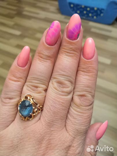 Мастер маникюра