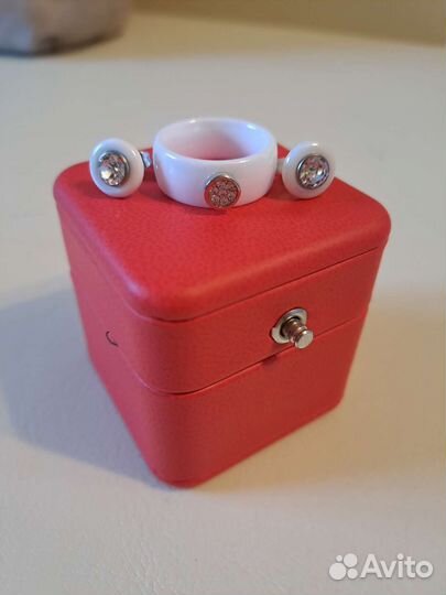 Комплект из керамики