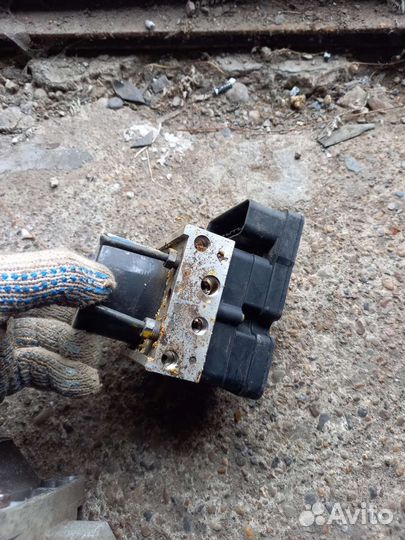 Блок abs Renault fluence, megane 3