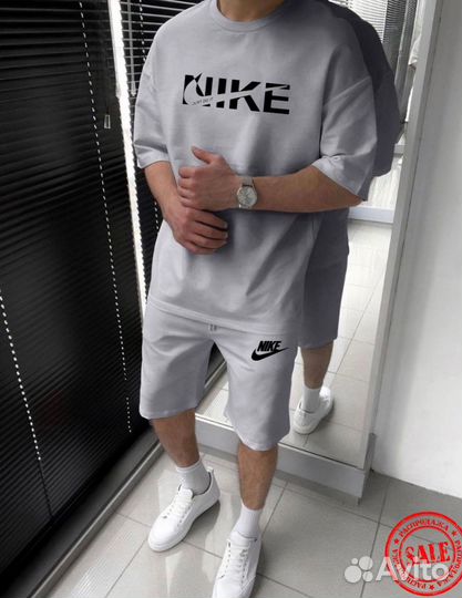 Спортивный костюм nike (футболка+шорты)