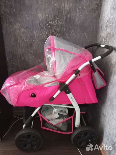 Прогулочная коляска как новая