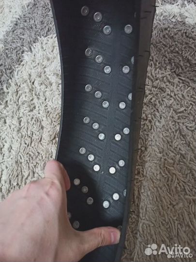Покрышка 20х4 шипованная