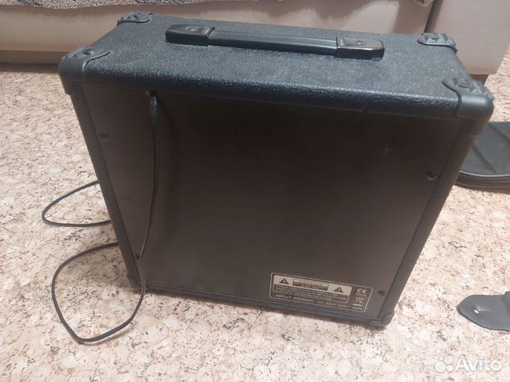 Электрогитара Cort CR200