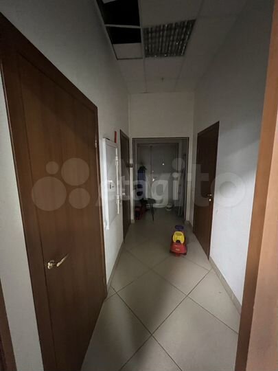 Продам офисное помещение, 254 м²