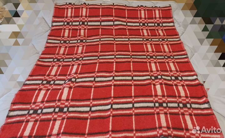 Одеяло шерстяное и подушка с гречневой шелухой