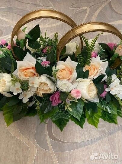 Аренда свадебных украшений на свадебную машину