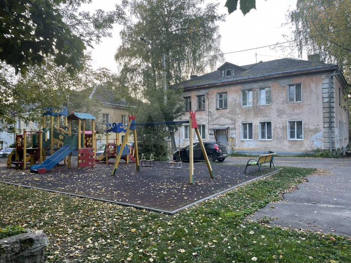 2-к. квартира, 49 м², 1/2 эт.