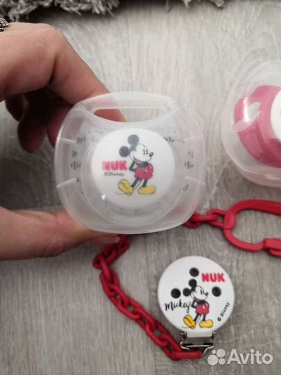 Пустышка nuk Disney + держатель для пустышек