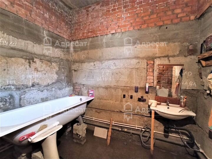 Коттедж 373,5 м² на участке 9,1 сот.