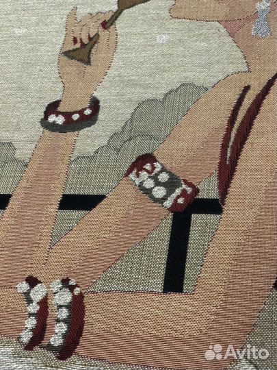 Картина-гобелен 55х55 в багетной раме с позолотой