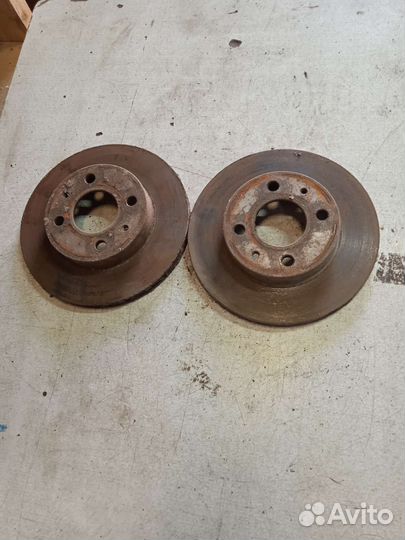 Тормозные диски передние Nissan Sunny Ниссан Санни