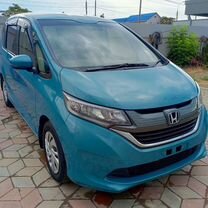 Honda Freed+ 1.5 CVT, 2018, 105 000 км, с пробегом, цена 1 760 000 руб.