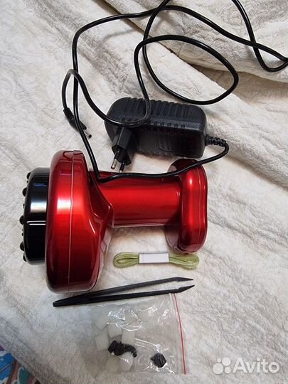 Массажер антицелюлитный вакуумный. Новый