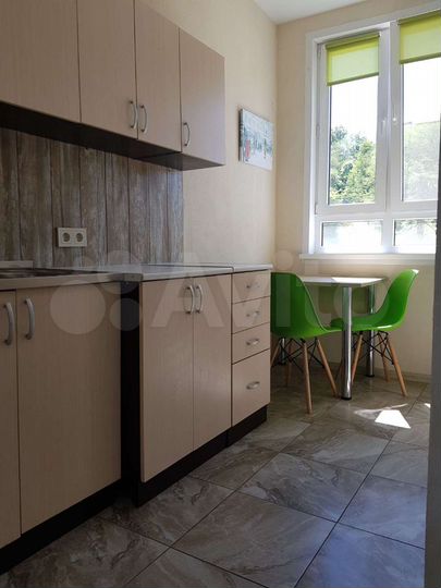 2-к. квартира, 37 м², 1/3 эт.