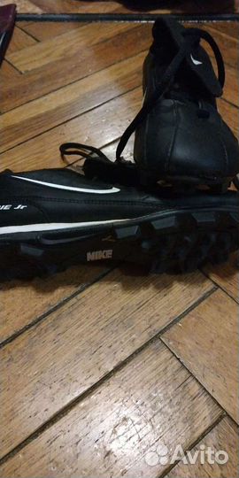 Бутсы Nike 33р