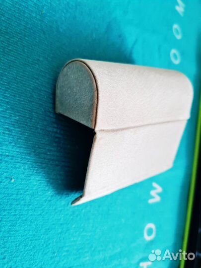 Футляр с зеркалом