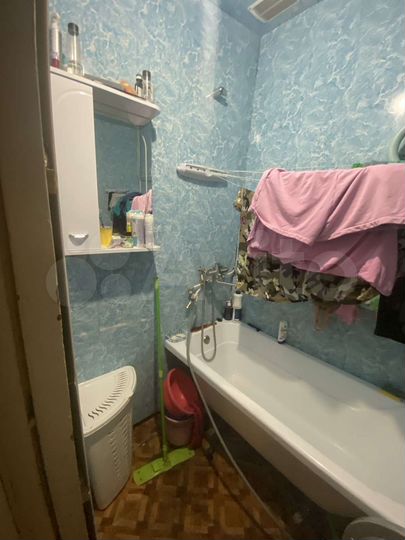 Комната 24 м² в 3-к., 1/3 эт.