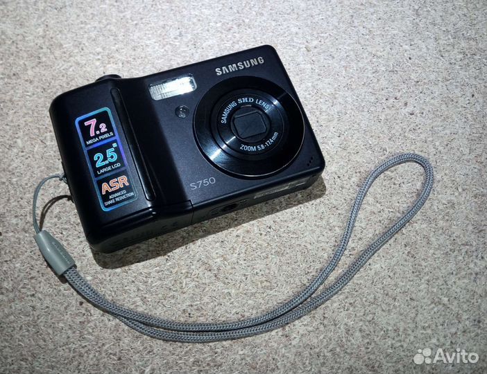 Фотоаппарат Samsung S750