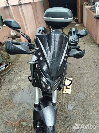Мотоцикл bajaj dominar 400
