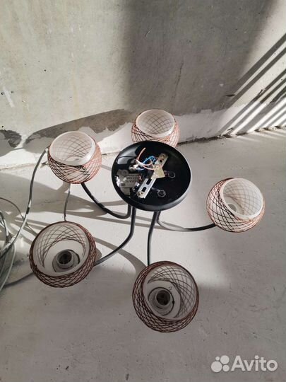 Люстра потолочная