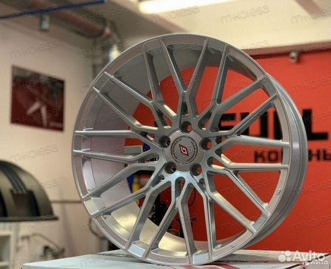 Разноширокие диски R21 BMW G Series Mercedes-Benz