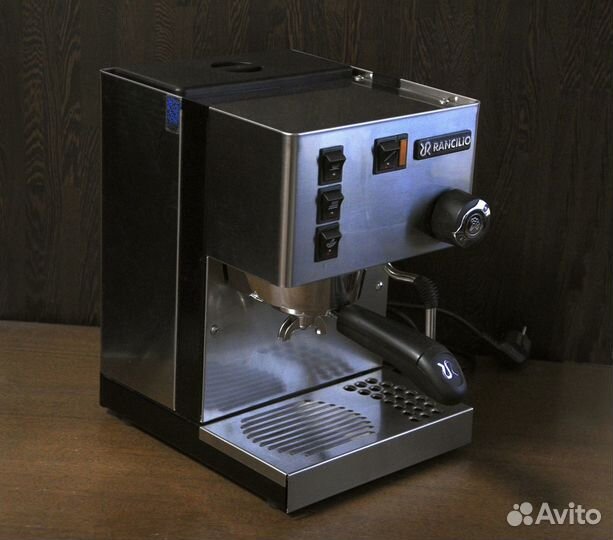 Кофемашина rancilio Silvia