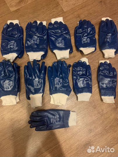 Перчатки