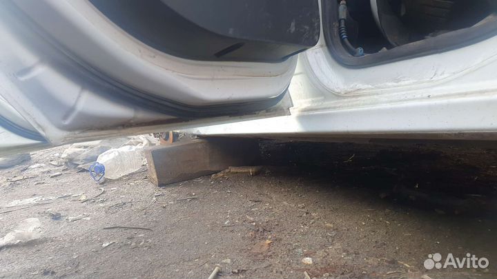 Дверь задняя левая peugeot 301