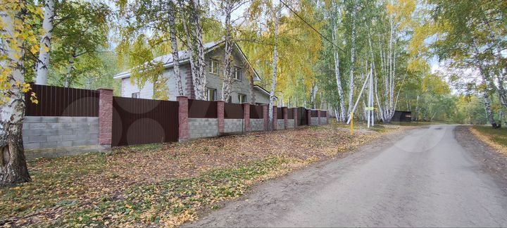 Дом 166 м² на участке 12 сот.