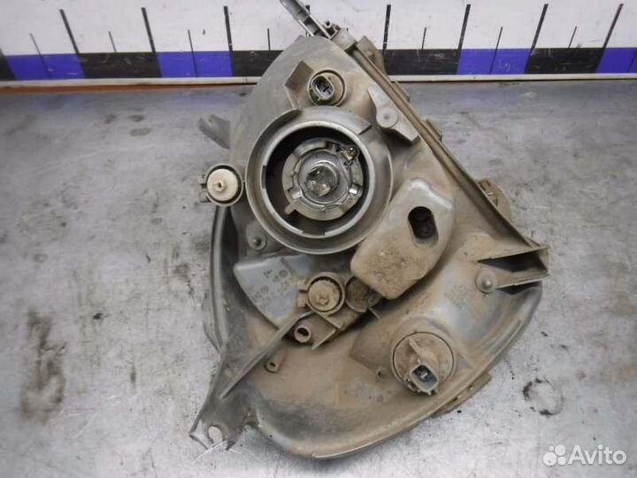 Фара передняя левая Toyota Vitz 1szfe 1999