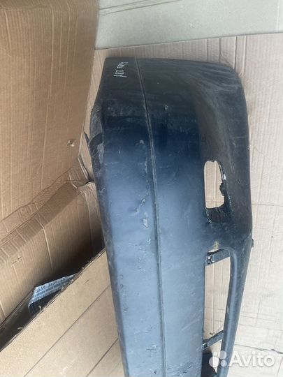 Бампер передний Audi 80 B3