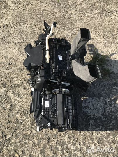 Корпус печки Toyota Sienna 4